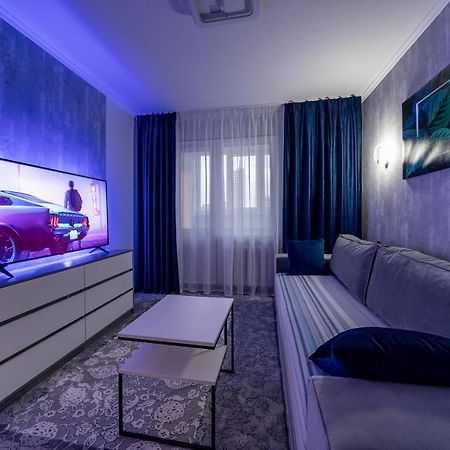 Modern 3 Bedroom Apartment Κίεβο Εξωτερικό φωτογραφία