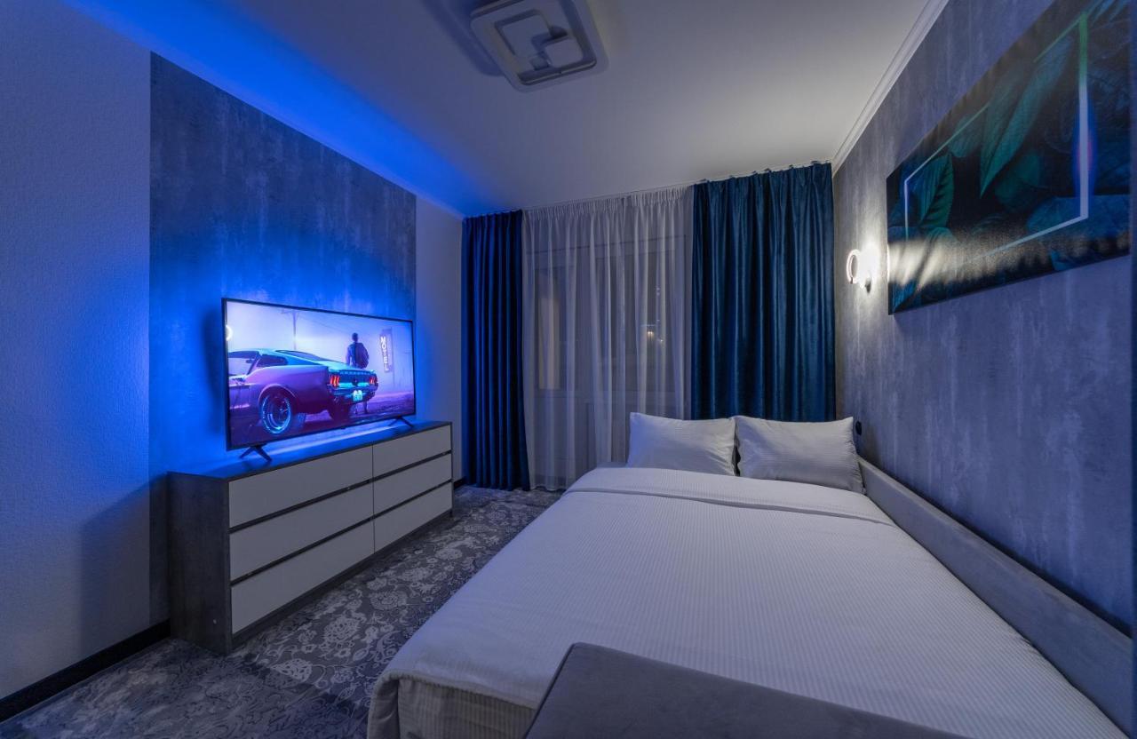 Modern 3 Bedroom Apartment Κίεβο Εξωτερικό φωτογραφία