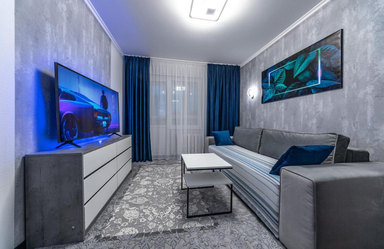 Modern 3 Bedroom Apartment Κίεβο Εξωτερικό φωτογραφία